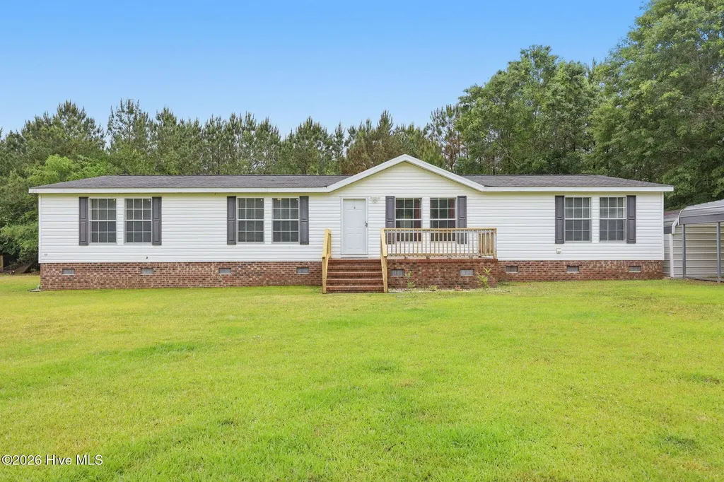 135 Hotel Branch Lane Richlands NC 28574