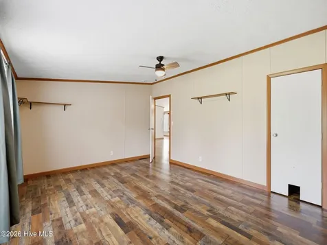 135 Hotel Branch Lane Richlands NC 28574