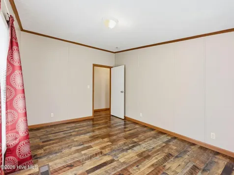 135 Hotel Branch Lane Richlands NC 28574