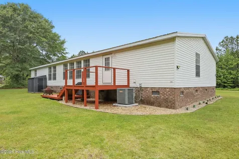 135 Hotel Branch Lane Richlands NC 28574