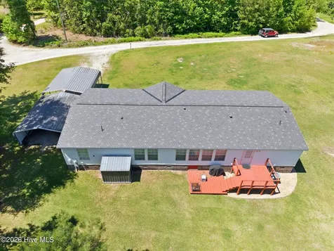 135 Hotel Branch Lane Richlands NC 28574