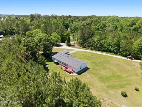 135 Hotel Branch Lane Richlands NC 28574