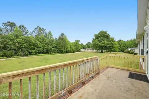 135 Hotel Branch Lane Richlands NC 28574