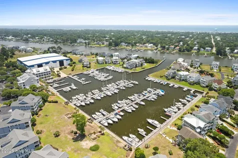 3352 Sandy Bay Circle Southport NC 28461