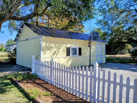670 Conway Road Fair Bluff NC 28439