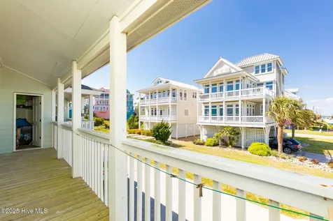300 Ocean Boulevard Extension Atlantic Beach NC 28512