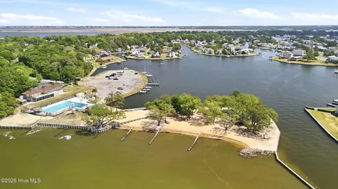 545 Harbour View Drive Kill Devil Hills NC 27948
