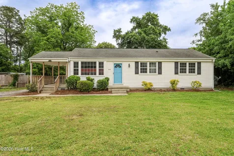 602 Seminole Trail Jacksonville NC 28540