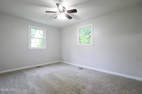602 Seminole Trail Jacksonville NC 28540