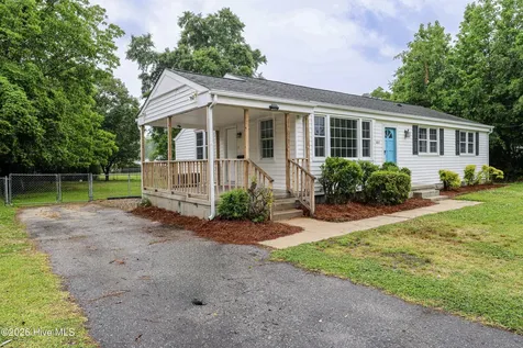 602 Seminole Trail Jacksonville NC 28540