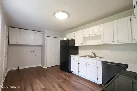 602 Seminole Trail Jacksonville NC 28540