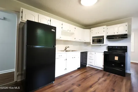 602 Seminole Trail Jacksonville NC 28540