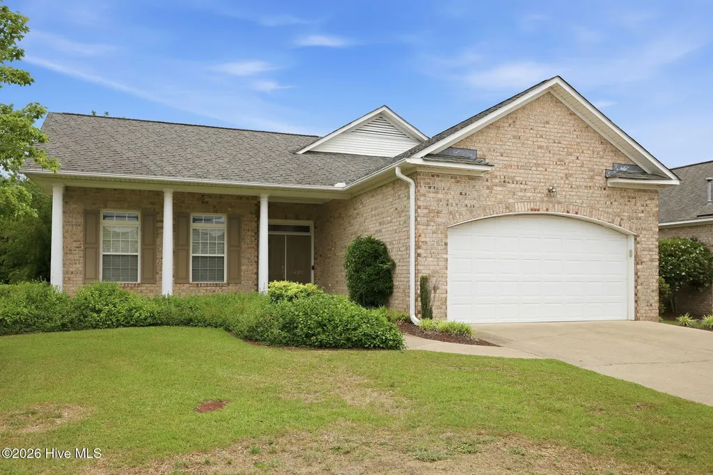 4302 Peninsula Point Greenville NC 27834