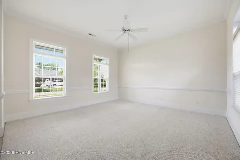 4302 Peninsula Point Greenville NC 27834