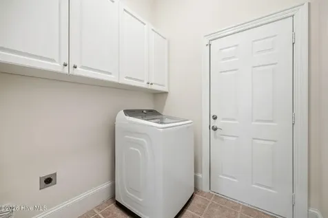 4302 Peninsula Point Greenville NC 27834