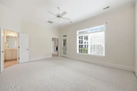 4302 Peninsula Point Greenville NC 27834