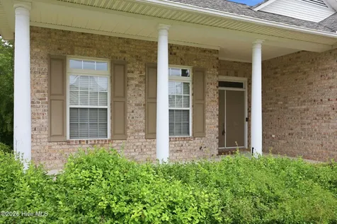 4302 Peninsula Point Greenville NC 27834