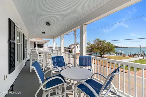 102 & 113 Front Street Beaufort NC 28516