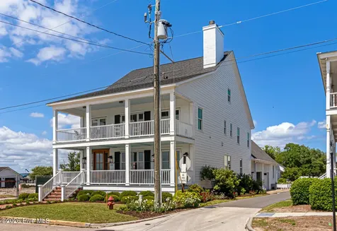 102 & 113 Front Street Beaufort NC 28516
