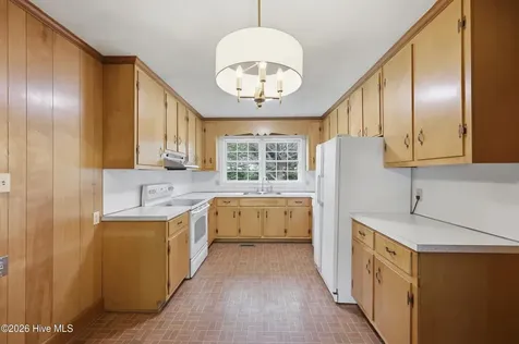 724 Whedbee Drive Hertford NC 27944
