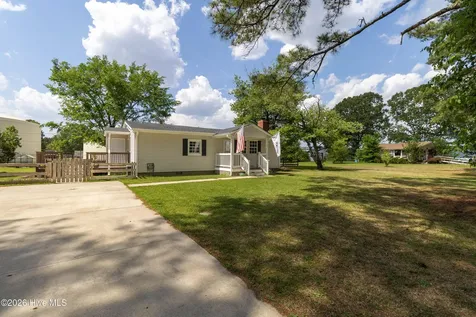 120 Anglers Cove Road Hertford NC 27944