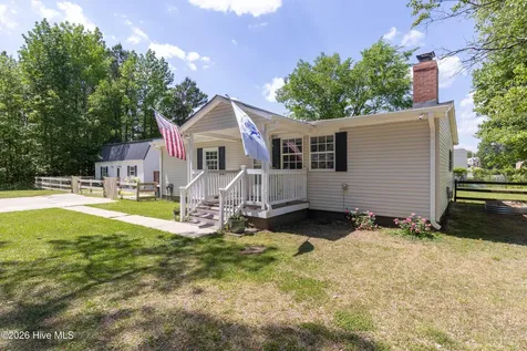 120 Anglers Cove Road Hertford NC 27944