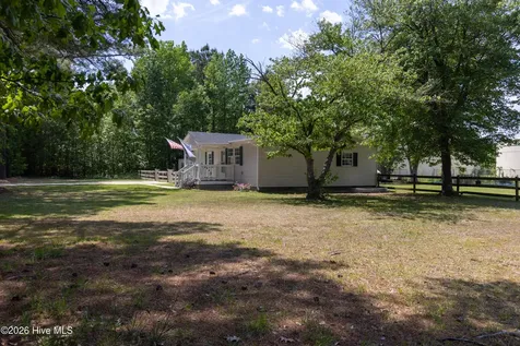120 Anglers Cove Road Hertford NC 27944
