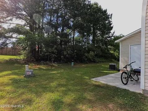 401 Timberlake Trail Jacksonville NC 28546
