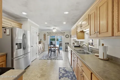 105 Center Cross Drive Elizabeth City NC 27909