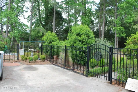 123 Fort Sumter Drive Greenville NC 27858