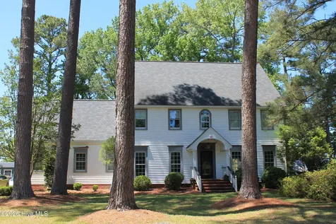 123 Fort Sumter Drive Greenville NC 27858