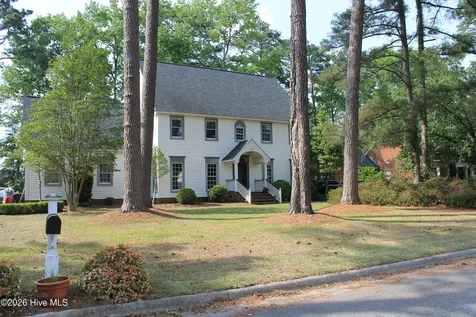 123 Fort Sumter Drive Greenville NC 27858