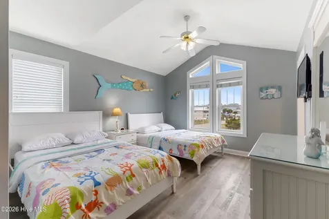 407 Ocean Boulevard W Holden Beach NC 28462