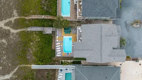 407 Ocean Boulevard W Holden Beach NC 28462