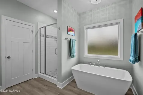 2463 Hoover Road Hampstead NC 28443