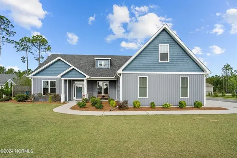 2463 Hoover Road Hampstead NC 28443