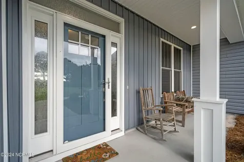 2463 Hoover Road Hampstead NC 28443