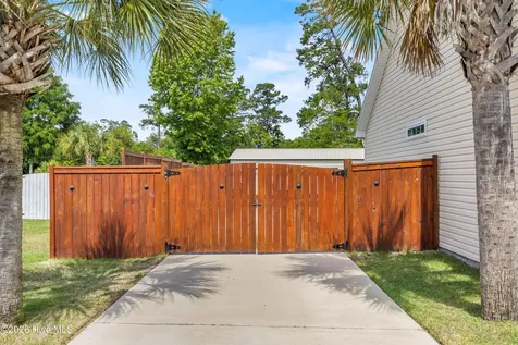 133 Fairview Road Leland NC 28451