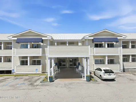 602 W Ft Macon Road Atlantic Beach NC 28512
