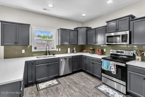 184 Moonstone Court Jacksonville NC 28546