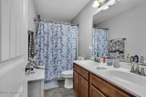 184 Moonstone Court Jacksonville NC 28546