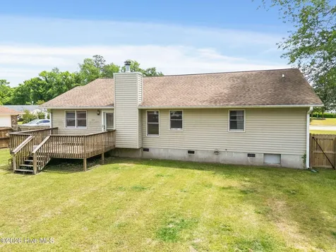 431 Foxhunt Lane Havelock NC 28532