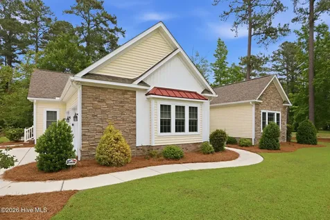 3500 Denim Court New Bern NC 28562