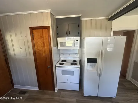 412 Lanoca Avenue Laurinburg NC 28352