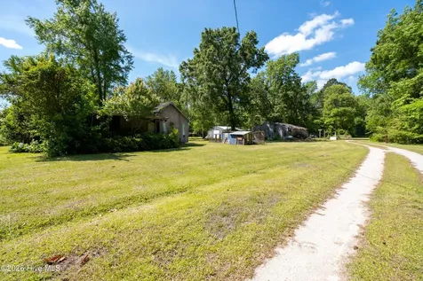 6191 County Line Road New Bern NC 28560