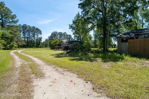 6191 County Line Road New Bern NC 28560