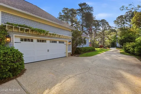5630 Harvest Grove Lane Wilmington NC 28409