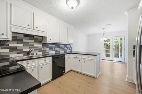 302 Nantucket Court Winterville NC 28590