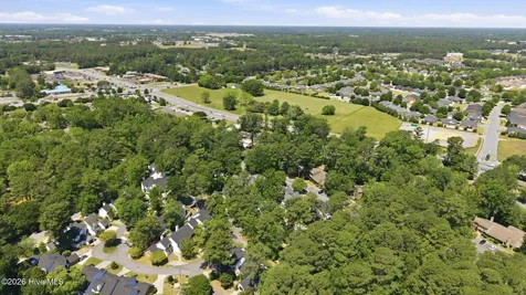 302 Nantucket Court Winterville NC 28590