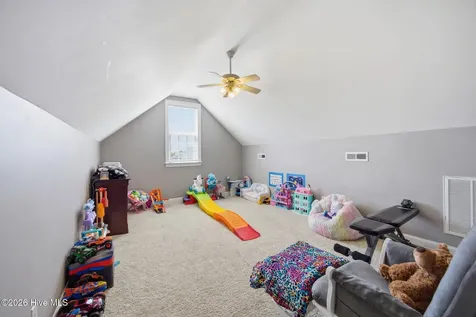 2752 Barefoot Lane Winterville NC 28590